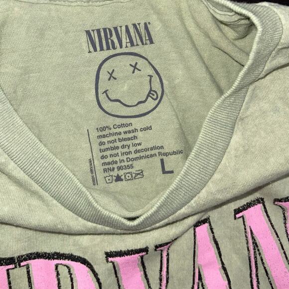 Nirvana Band Tee Smiley Face Grunge Punk Distressed Green Size Large - Picture 3 of 3